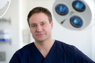 Dr. Andreas Knapp